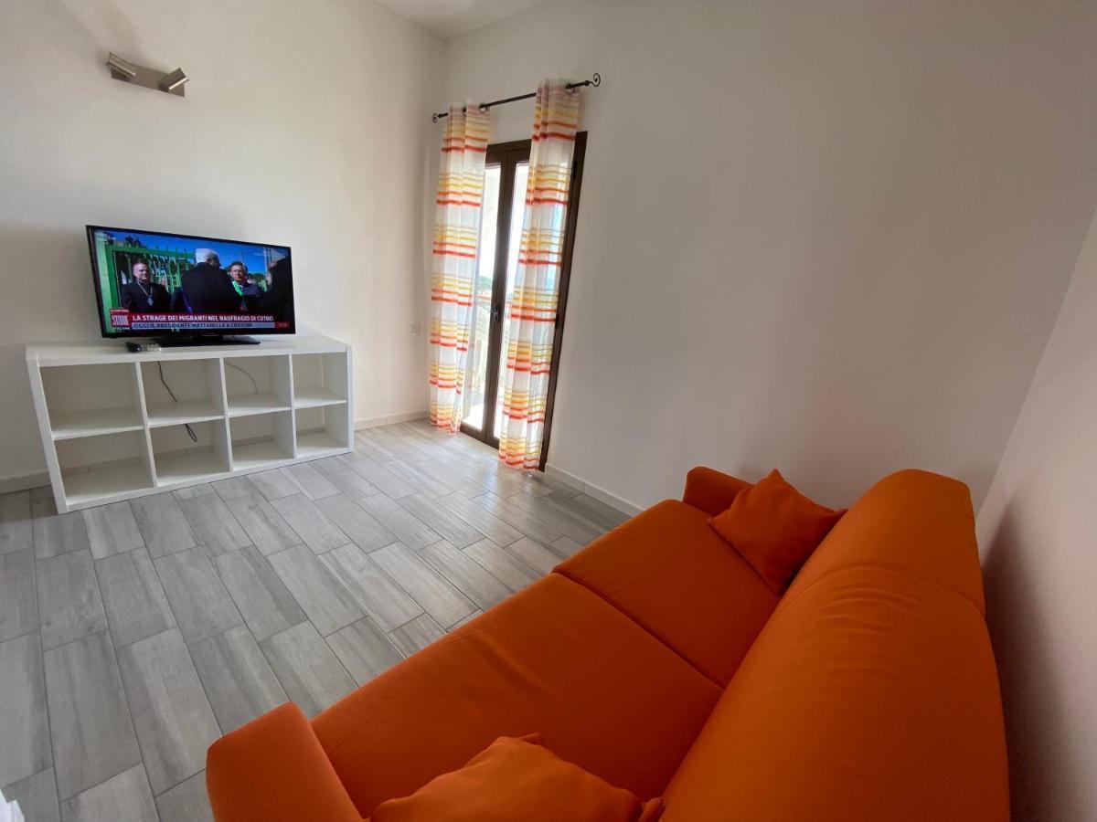 Appartamento Nora'S Flats Triscina Esterno foto